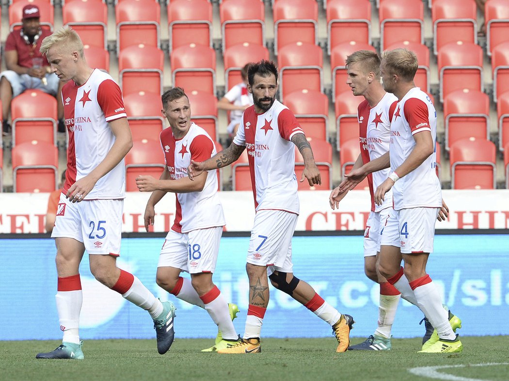 Slavia se posunula na druhé místo tabulky a protáhla ligovou neporazitelnost pod koučem Jaroslavem Šilhavým na 31 utkání.