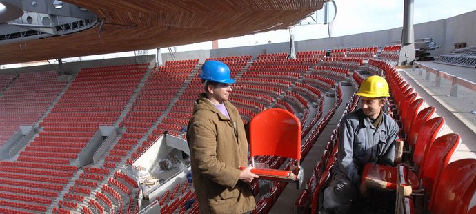Stadion Slavie je stále nedokončen