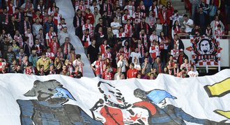 Vulgarity (NE)VADÍ? Slavia, p*ča je, křičeli v Edenu. Ale hrálo se dál