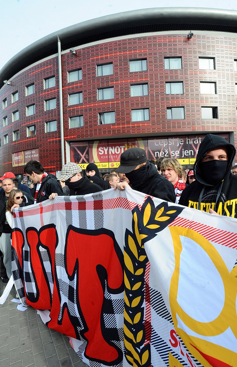 Fanoušci Slavie dnes chystají demonstraci přímo na hřišti.