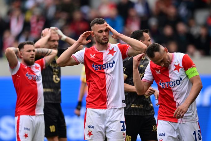 Ruman: Bořil? Takovými blikanci se Slavia může připravit o titul. Baník do myčky Ruman: Bořil? Takovými blikanci se Slavia může připravit o titul. Baník do myčky