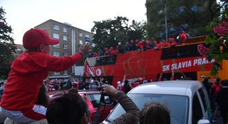 Liga očima fans: Slavia pořád překvapuje. Sparťanské loučení