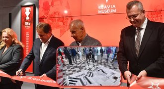 Slavia otevřela muzeum, k vidění i dres Ronalda. Splněný sen, jásá Tvrdík