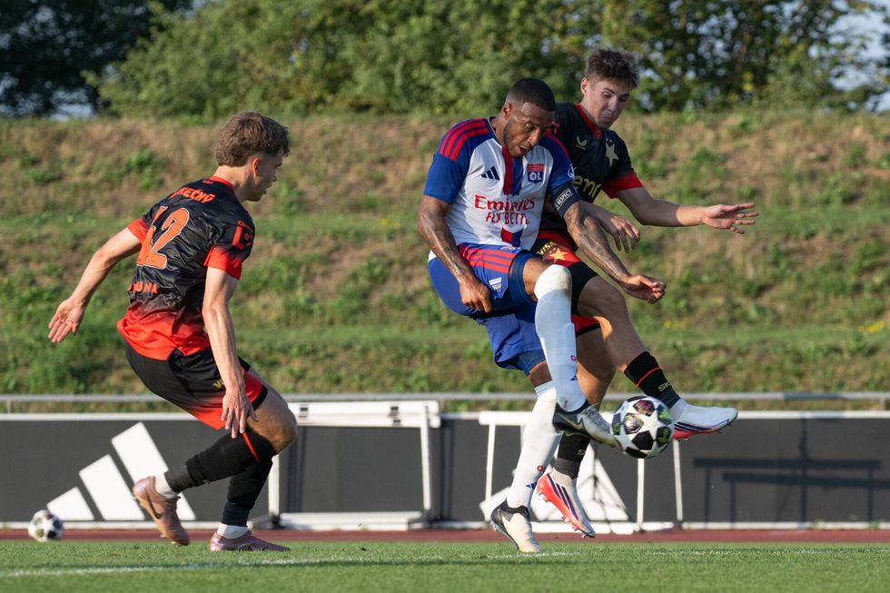 Slavia - Lyon 2:0. Sešívaní v generálce porazili zvučné jméno bez Šulce, posily v akci Slavia - Lyon 2:0. Sešívaní v generálce porazili zvučné jméno bez Šulce, posily v akci
