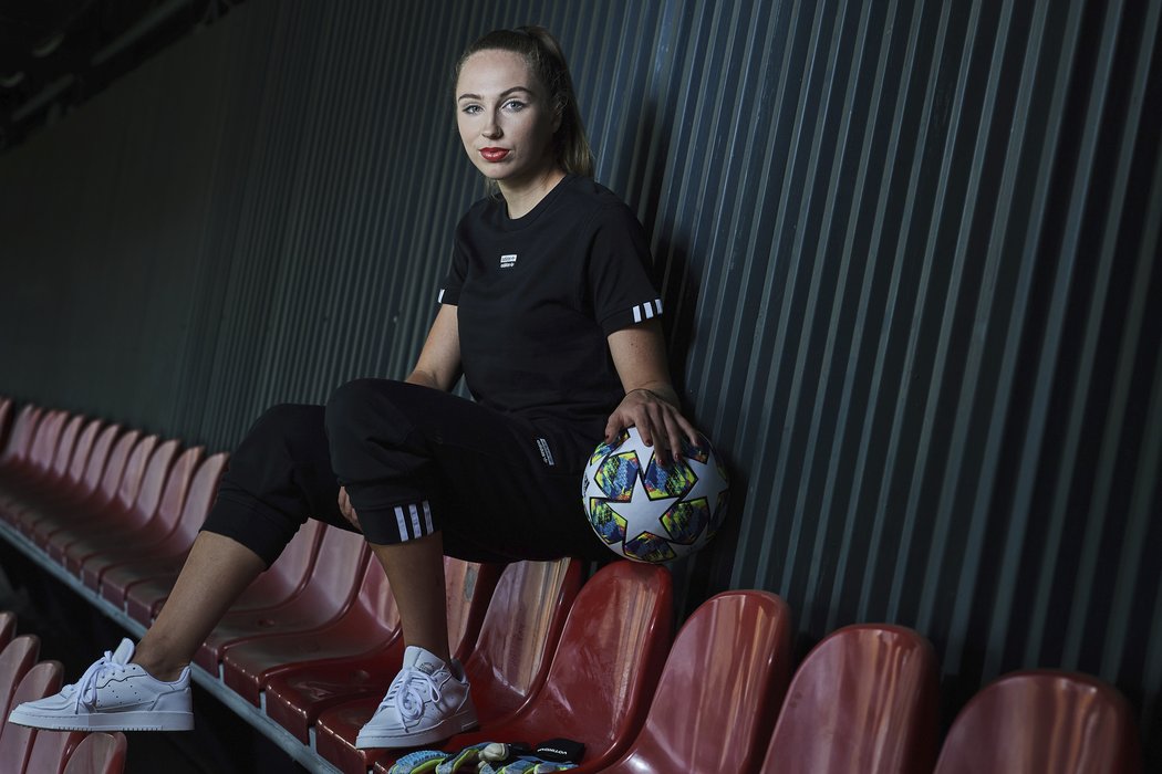 Brankářka Slavie Barbora Votíková se na přestup do velkého zahraničního klubu necítí