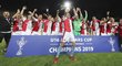 Mladí fotbalisté Slavie se radují po výhře na turnaji All Stars Cup