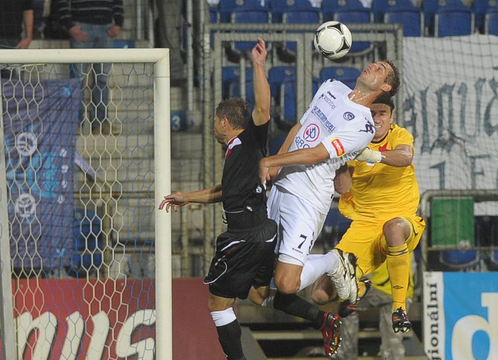 Slavia na Slovácku vůbec nestačila, jasně prohrála