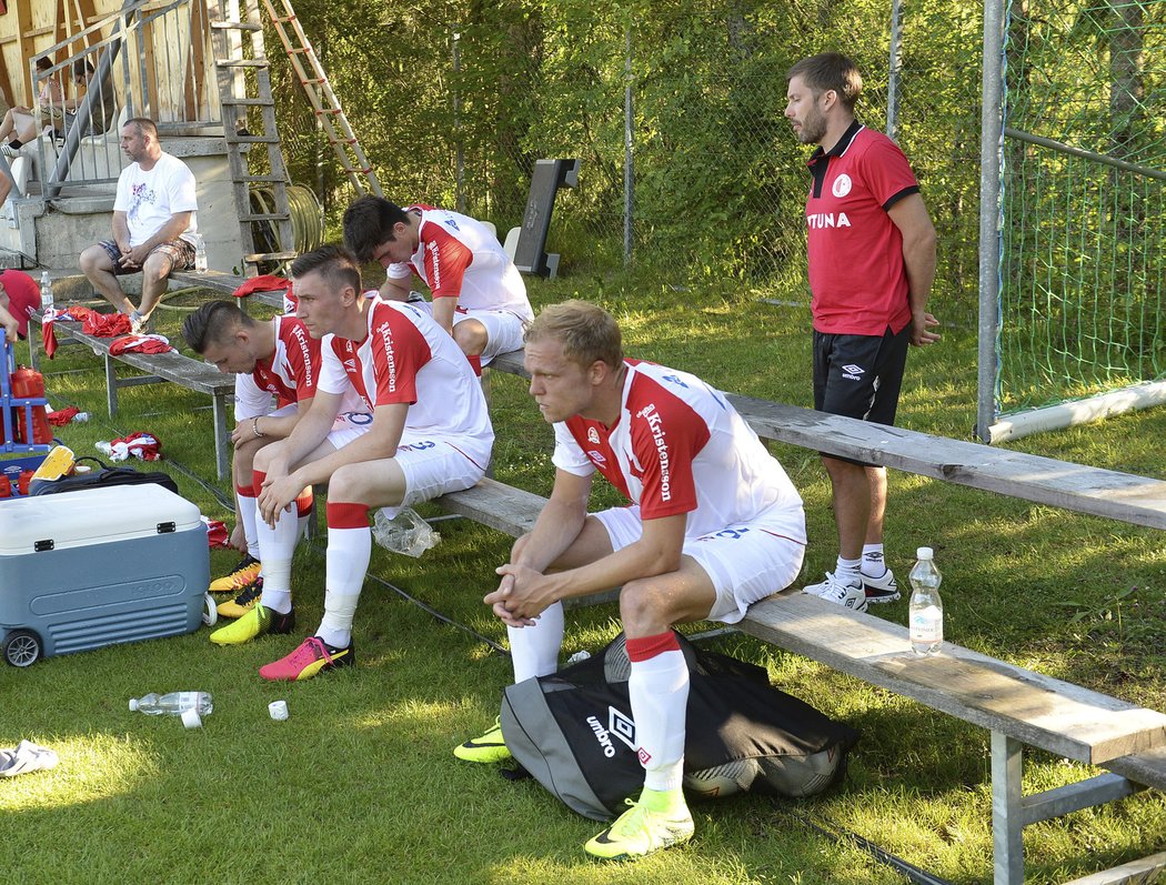 Fotbalisté Slavie se na soustředění v Rakousku schovávali ve stínu