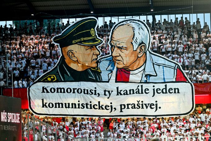 Když se před derby spojí nesmiřitelné kotle. Tvrdíkův nový šéf bezpečnosti sjednotil rivaly Když se před derby spojí nesmiřitelné kotle. Tvrdíkův nový šéf bezpečnosti sjednotil rivaly