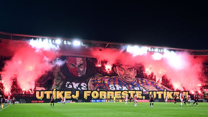Přípravy na ligu ONLINE: blíží se Slavia k uklidnění situace s Tribunou Sever? Přípravy na ligu ONLINE: blíží se Slavia k uklidnění situace s Tribunou Sever?
