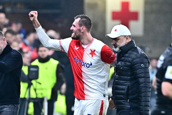 Chorý rozhodl na hřišti i v šatně: Derby je pro mě jako zápas s Duklou. Co říkal o půli? Chorý rozhodl na hřišti i v šatně: Derby je pro mě jako zápas s Duklou. Co říkal o půli?