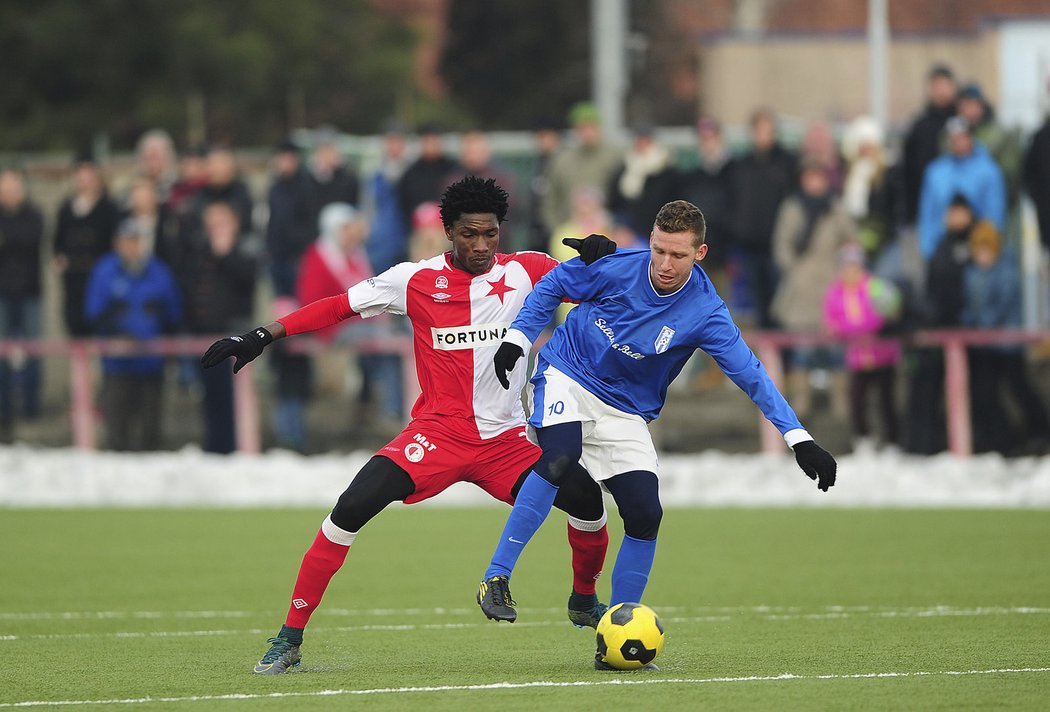 V obraně Slavie nastoupil proti Vlašimi i obránce Deli. Slavia vyhrála v přípravě jasně 4:0.