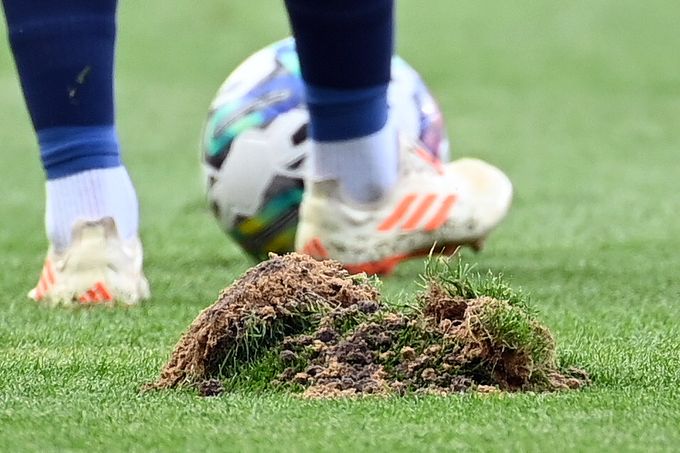 Špatné terény? Slabším se na nich hraje lépe, tvrdí Koller. Jun: Může pomoct... Špatné terény? Slabším se na nich hraje lépe, tvrdí Koller. Jun: Může pomoct...