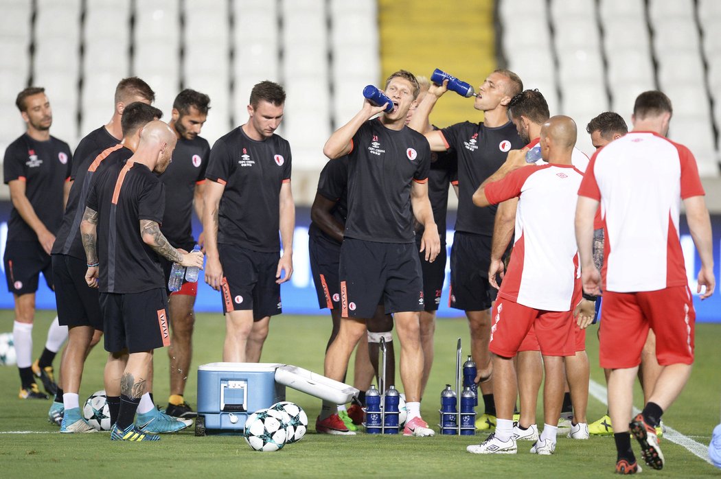 Trénink fotbalistů pražské Slavie