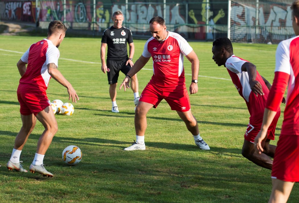 Momentka z tréninku fotbalistů Slavie před zápasem Evropské ligy s Bordeaux