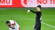 Mladý gólman Slavie Matyáš Vágner a kapitán Jan Bořil