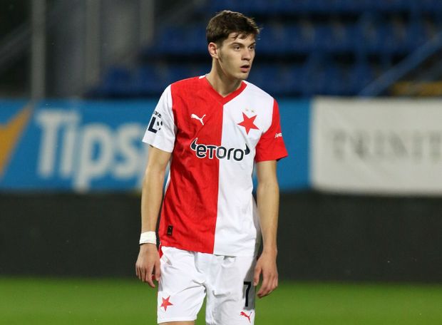Vladimir Perišič v dresu Slavie Vladimir Perišič v dresu Slavie