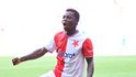 Emmanuel Ayaosi slaví gól do sítě Zbrojovky