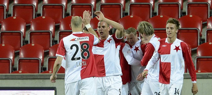 Slavia se dočkala výhry po deseti zápasech