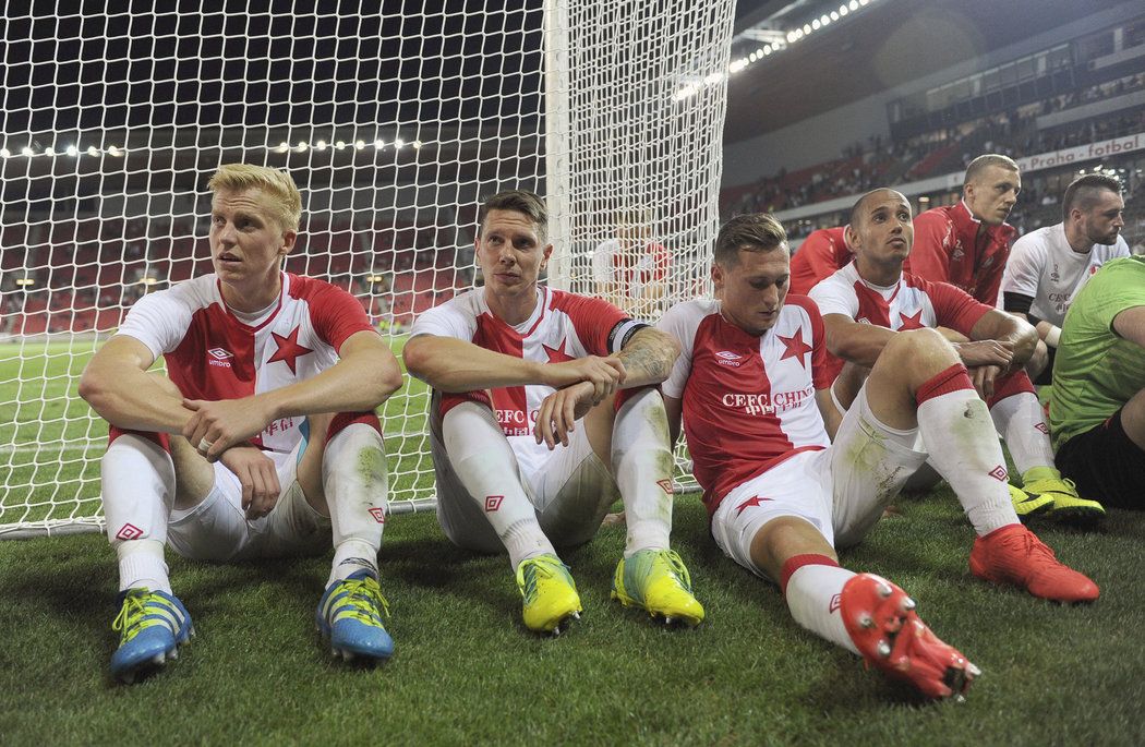 Hráči Slavie po zápase Evropské ligy