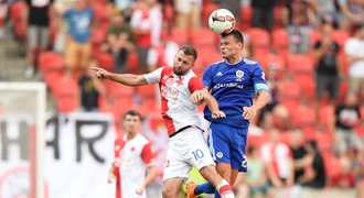 Slavia – Slovan Bratislava 0:1. Rozhodl Šporar, Van Buren nedal penaltu