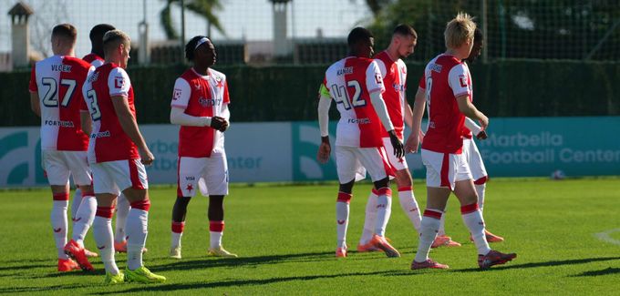 ONLINE: Slavia - Karlsruhe 1:1. Pražané po změně stran srovnali, trefil se Prekop ONLINE: Slavia - Karlsruhe 1:1. Pražané po změně stran srovnali, trefil se Prekop