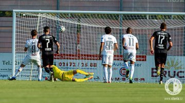 Slavia v přípravném zápase s Fehérvárem