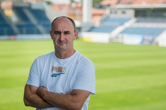 Akademie i délka smlouvy. Proč si noví majitelé Hradce vybrali sportovního ředitele Pojezného? Akademie i délka smlouvy. Proč si noví majitelé Hradce vybrali sportovního ředitele Pojezného?