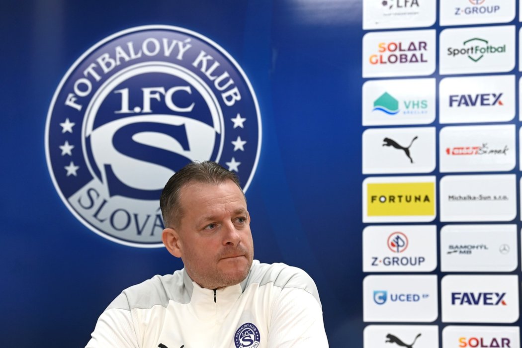 Trenér Martin Svědík na tiskové konferenci Slovácka