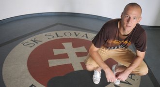 Slovan vyhodil kvůli napadení pořadatele českého beka Dosoudila