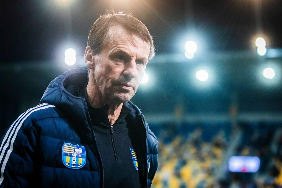 Strakův konec a radikální kroky v Košicích: šéfa naštvala absence na tréninku Strakův konec a radikální kroky v Košicích: šéfa naštvala absence na tréninku