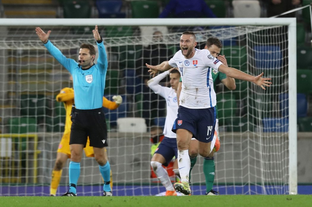 Fotbalisté Slovenska si zahrají na EURO 2021. Postup vybojovali výhrou 2:1 po prodloužení v Severním Irsku