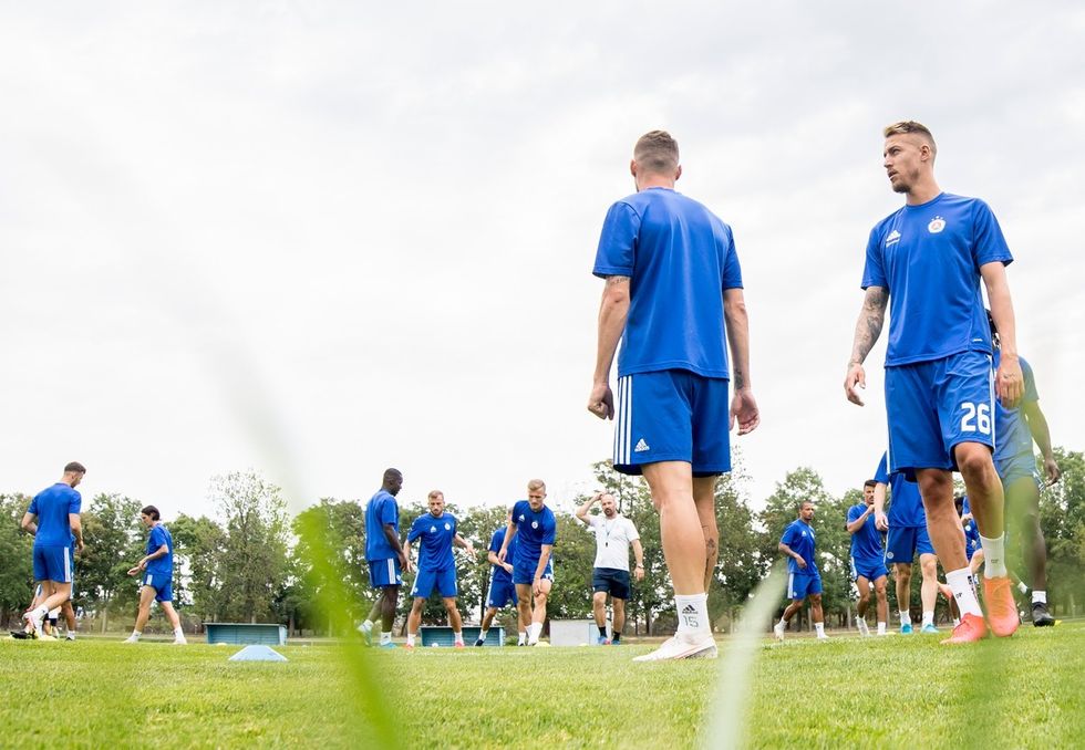 Slovan neuspěl u soudu s odvoláním. Pokračovat bude v Evropské lize Slovan neuspěl u soudu s odvoláním. Pokračovat bude v Evropské lize