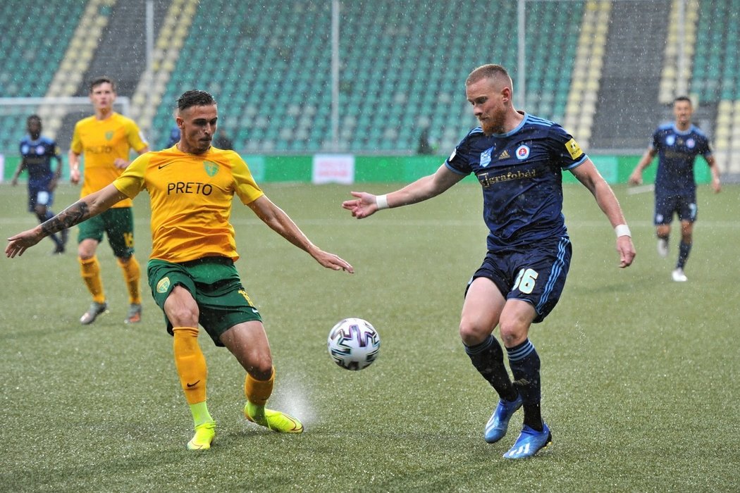 Fotbalisté Slovanu Bratislava porazili Žilinu 3:2 a obhájili slovenský titul