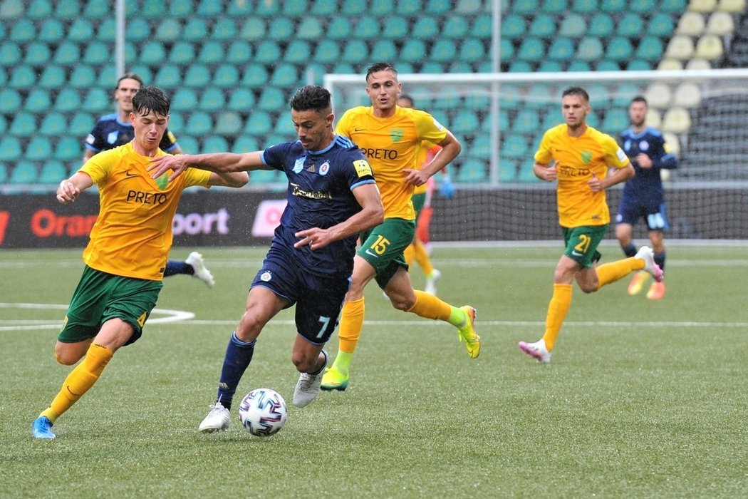 Fotbalisté Slovanu Bratislava porazili Žilinu 3:2 a obhájili slovenský titul