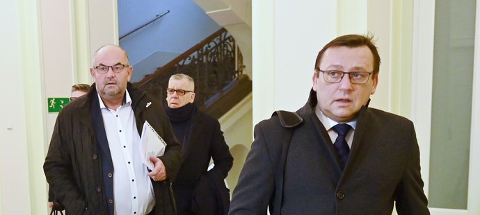 Miroslav Pelta dorazil k soudu