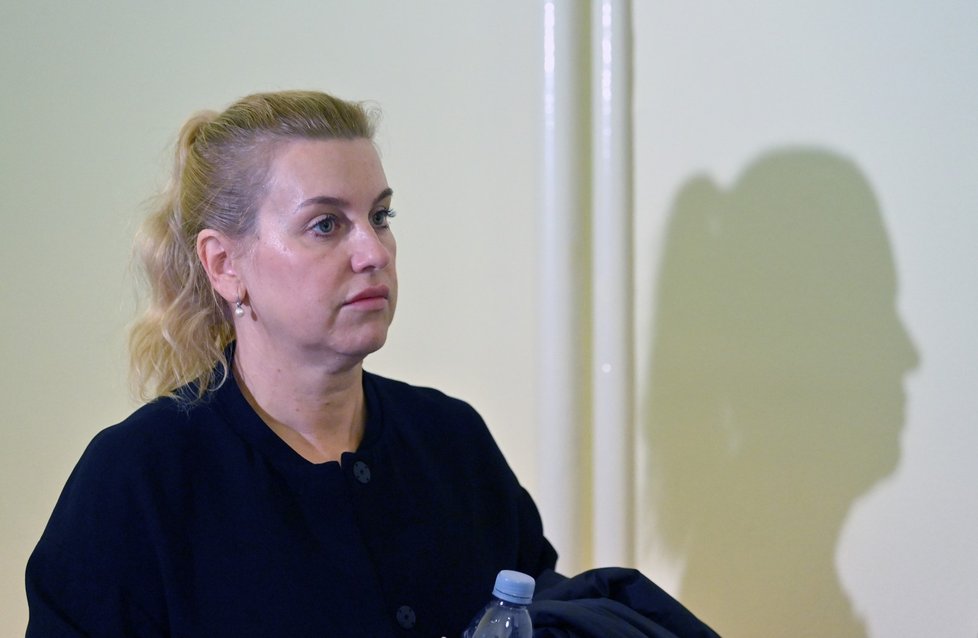 Bývalá náměstkyně Simona Kratochvílová jde k soudu