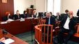 Miroslav Pelta v soudní síni před prvním jednáním v kauze údajných machinací s dotacemi na sport