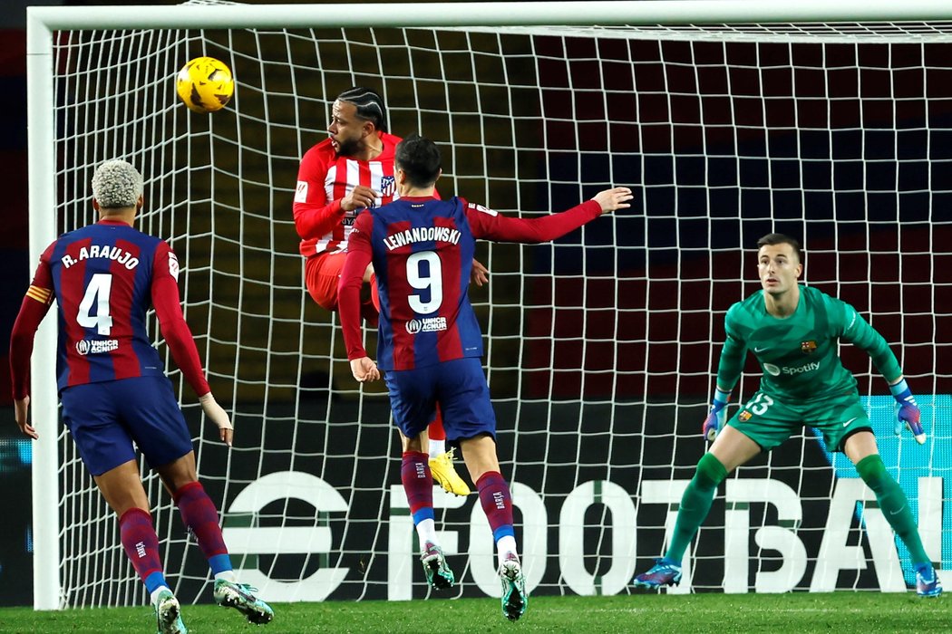 Barcelona porazila Atlético Madrid zásluhou Joaa Félixe