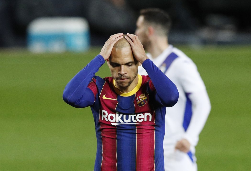 Martin Braithwaite z Barcelony lituje neproměněné penalty