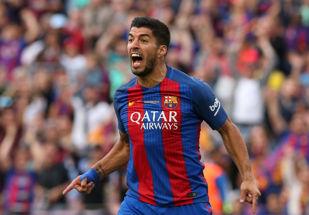 Vzteklý útočník Luis Suárez v zápase Barcelony s Eibarem, ve kterém neproměnil několik velkých šancí