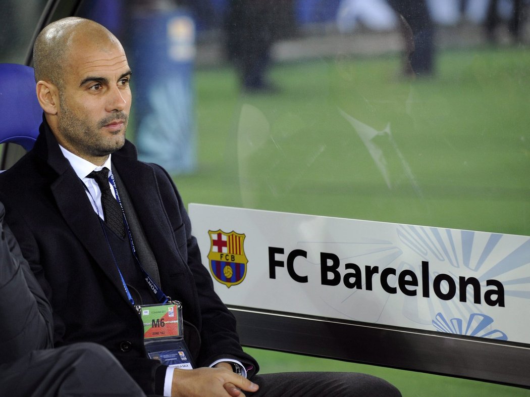 Trenér Barcelony Guardiola věří, že o titulu ještě není rozhodnuto.