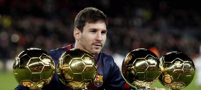 Lionel Messi si podpisem nové smlouvy vydělá v Barceloně dvě miliardy korun za pět let.