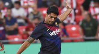 Komplikace pro Barcelonu. Suárez může chybět až měsíc