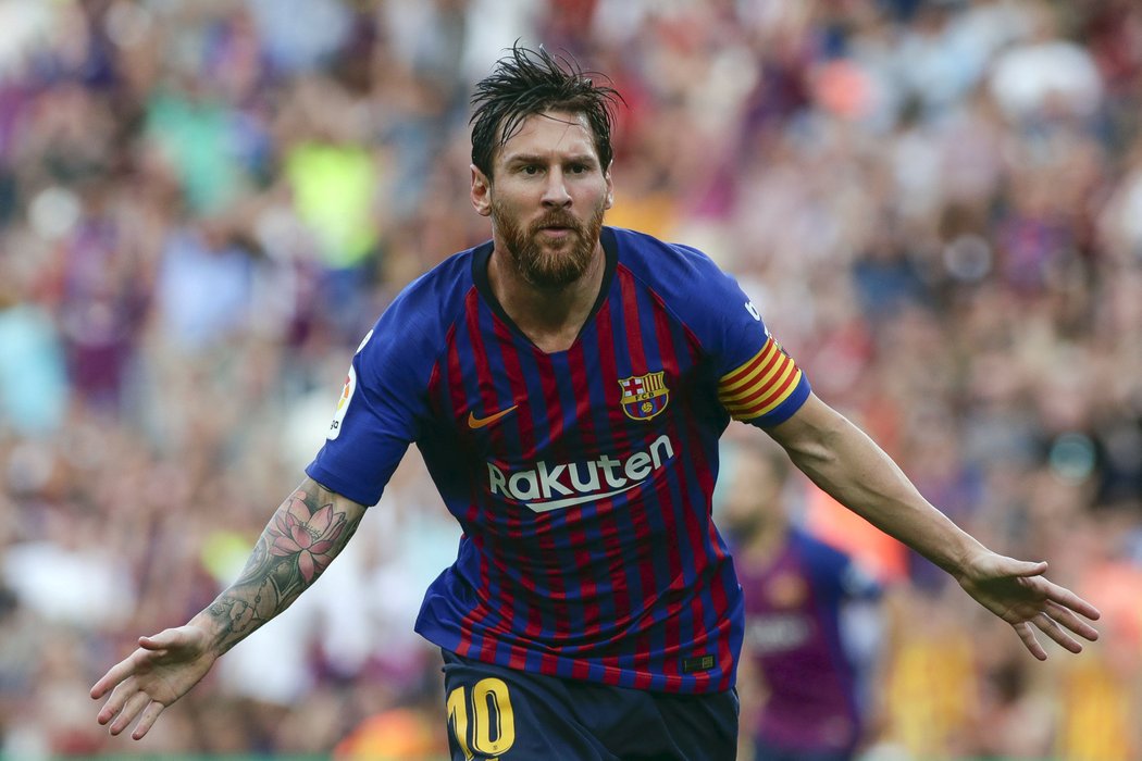 Lionel Messi dvěma brankami přispěl k destrukci Huesky