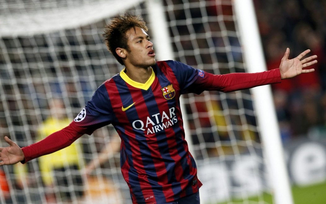 Neymar možná bude muset k soudu, Santos chce jeho peníze