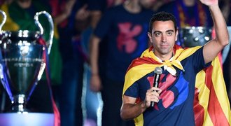 Xavi potvrzen v Barceloně. Nový kouč podepsal smlouvu na dva a půl roku