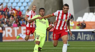 Barcelona se na výhru nadřela, Real pěti góly vyškolil Vallecano