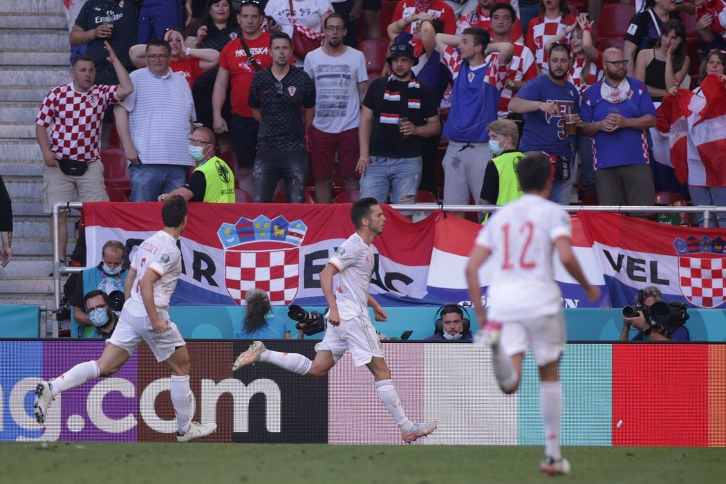 Pablo Sarabia oslavuje svou trefu proti Chorvatsku
