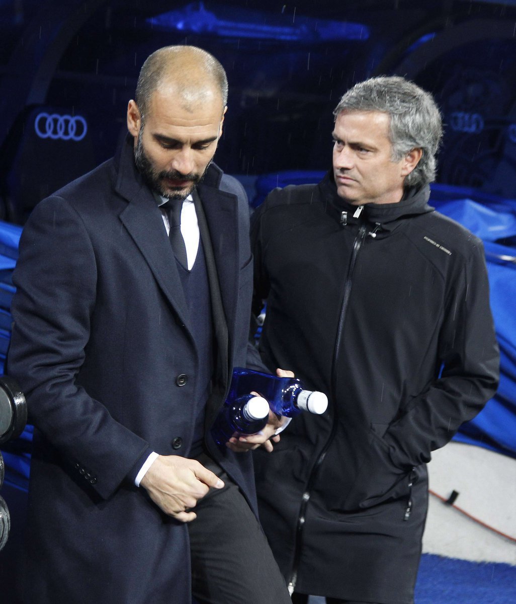 Dva koučové, dva nesmiřitelní rivalové - Guardiola a Mourinho